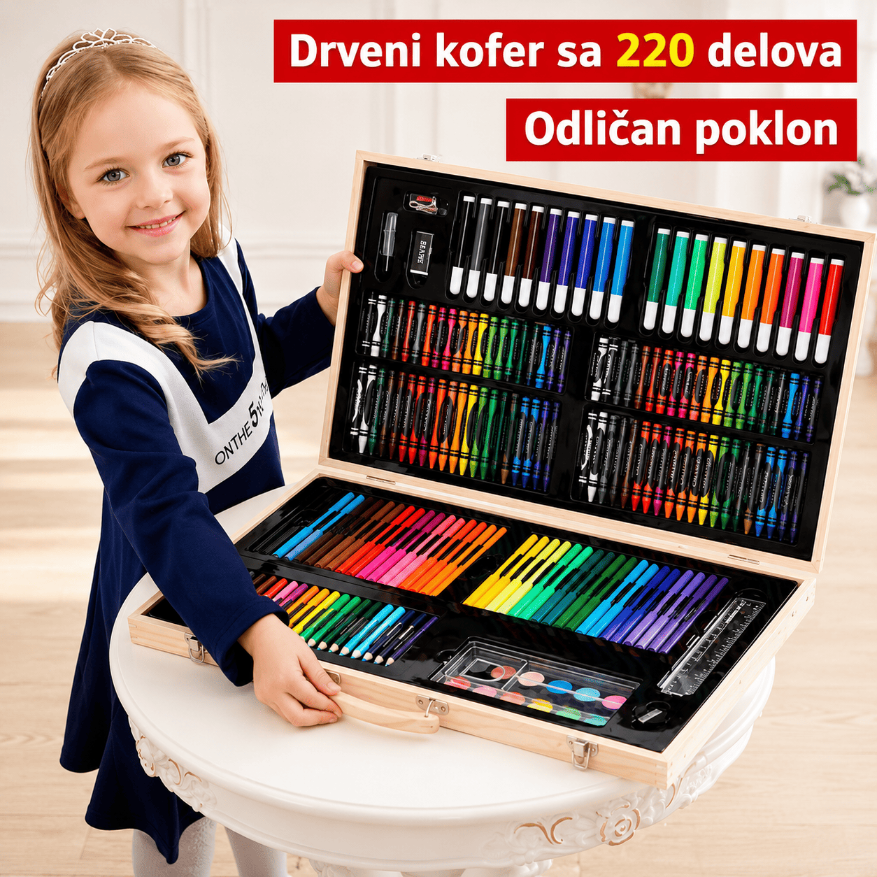Dečiji kreativni set od 220 delova u praktičnom koferu, sa velikim izborom bojica, flomastera i pribora za crtanje i bojenje.